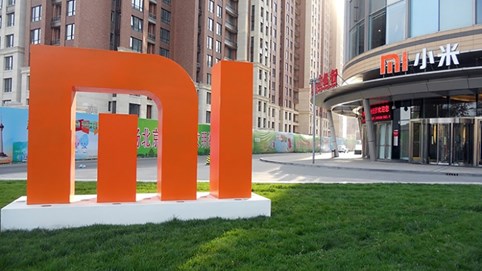 Xiaomi cần làm gì để thay thế Huawei?