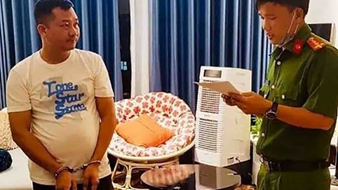 Bắt tổng giám đốc giám đốc công ty Kingland