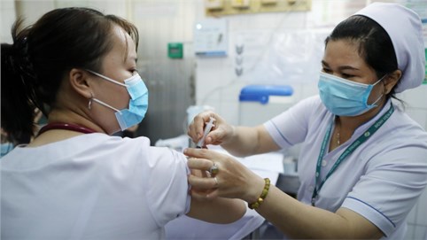 Hướng dẫn tiêm bổ sung và tiêm nhắc lại vắc xin phòng Covid-19 cho người dân trên địa bàn TP Hà Nội