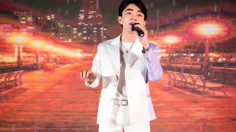 Trung Quang, Xuân Nghi "cháy hết mình", khán giả thích thú ủng hộ hết mình