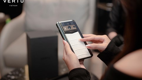 Vì sao giới thượng lưu Việt ưu tiên chọn điện thoại Vertu khi tặng quà đối tác? 
