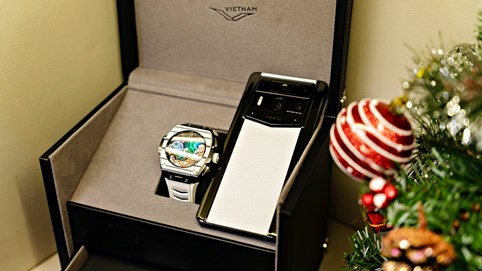 Chọn quà Giáng sinh gì để vừa đúng giá trị người nhận vừa nâng tầm người tặng?