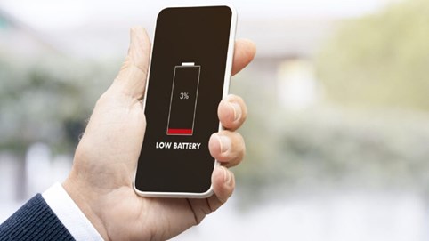 Lần đầu tiên có một hãng smartphone dám thừa nhận bản cập nhật phần mềm sẽ khiến thời lượng pin kém đi: Sẵn sàng thay pin miễn phí, đền bù cả 