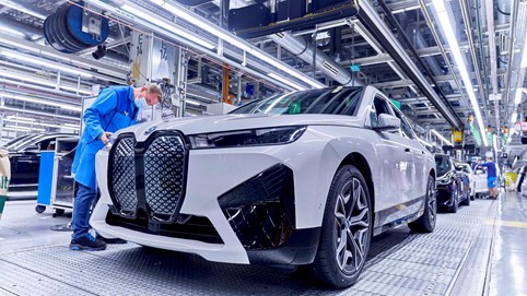 BMW đầu tư 800 triệu Euro phát triển dây chuyền sản xuất pin xe điện tại Mexico