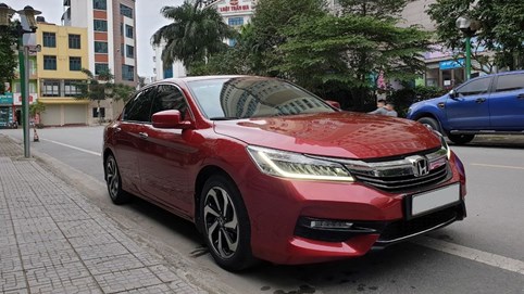 Mất trắng hơn 700 triệu đồng sau 4 năm sử dụng Honda Accord
