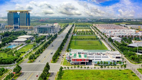 Địa ốc Bình Dương: Người hối hả, kẻ thong dong