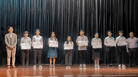 FE CREDIT trao 15 suất học bổng cho sinh viên trường Đại học Quốc tế - Đại học Quốc gia TP. Hồ Chí Minh