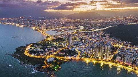Bất động sản ven biển tăng nhiệt, Vịnh ngọc Nha Trang hút vốn đầu tư