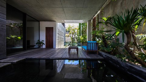 Thiết kế của Võ Trọng Nghĩa được báo Mỹ ca ngợi là "rừng nhiệt đới giữa lòng Đà Nẵng"