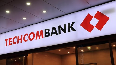 Techcombank miễn nhiệm một phó tổng giám đốc
