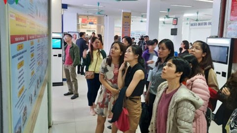 Mất việc-thất nghiệp, lao động trầy trật mưu sinh