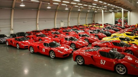 Bộ sưu tập siêu xe của các tỷ phú giàu nhất châu Á