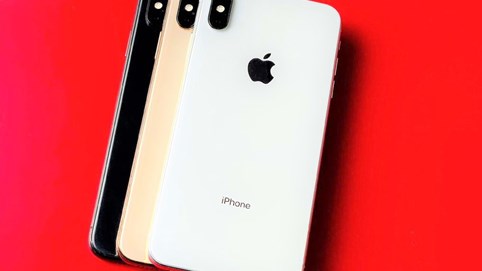 Hàng loạt iPhone chính hãng bị 'khai tử' ở Việt Nam