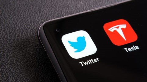 Tesla chi 20.000 USD mỗi năm chỉ để đăng ký tài khoản trắng trên X