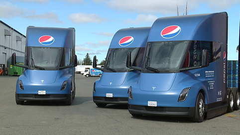 Pepsi ca ngợi xe semi từ Tesla do tiết kiệm chi phí