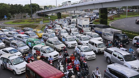 Kiến nghị giao đất quốc phòng để làm đường giải tỏa kẹt xe sân bay Tân Sơn Nhất