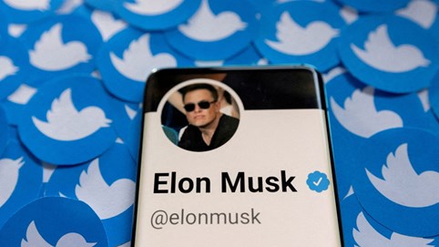 Chưa xong sáp nhập, Elon Musk đã muốn sa thải 75% nhân sự Twitter
