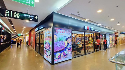 Hàng quán vẫn đua nhau trả mặt bằng