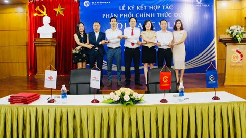 Tập đoàn Nam Cường tổ chức Lễ ký kết phân phối dự án Sol Lake Villa