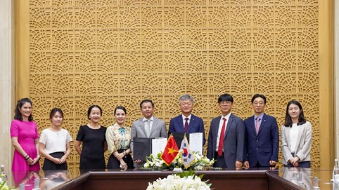 Vingroup và K-Sure ký MOU thúc đẩy hợp tác phát triển kinh tế