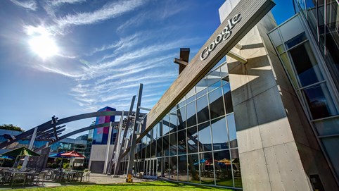 Quỹ đầu tư khuyên công ty mẹ Google nên sa thải bớt nhân sự và thôi trả lương quá cao