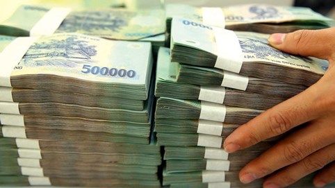 Khoảng 2.400 lao động bị ngừng việc được trả lương từ gói hỗ trợ 16.000 tỷ đồng