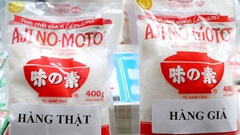 Hàng giả, hàng nhái tràn lan vì một bộ phận người Việt vẫn sẵn sàng mua "túi LV giá chỉ 120k"