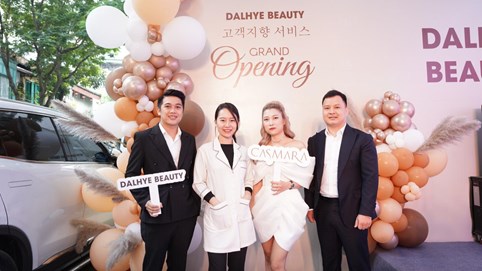 Dalhye Beauty ra mắt showroom mới với tiệc khai trương sôi động
