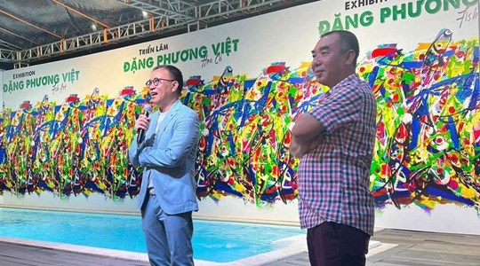 Câu chuyện làm văn hóa của 'Vua tiêu' Phan Minh Thông: Từ cú ‘like’ Facebook đến triển lãm 2/3 tranh bán hết sau 48 giờ