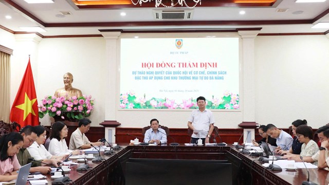 Đề xuất bổ sung một số cơ chế, chính sách đặc thù cho Khu thương mại tự do Đà Nẵng