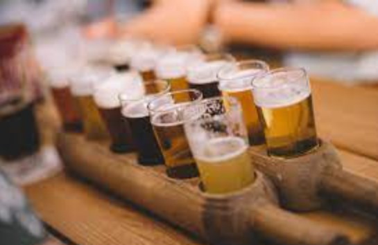 Bong bóng bia thủ công vỡ: Nợ nần và thay đổi thị hiếu khiến loạt nhà máy Mỹ đóng cửa