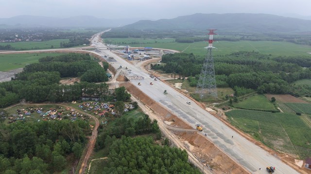 Quảng Ngãi cần giải quyết dứt điểm các vướng mắc trong GPMB cao tốc Quảng Ngãi – Hoài Nhơn
