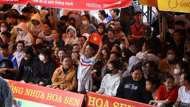 Tập đoàn Hoa Sen 2 năm liên tiếp được vinh danh tại hạng mục 'Tổ chức Vì cộng đồng' tại Vietnam iContent Awards