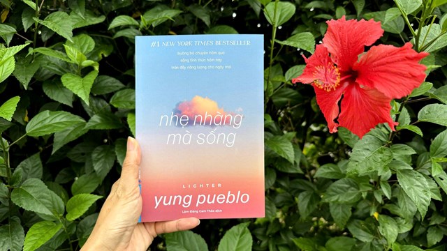 ‘Nhẹ nhàng mà sống’ - Cầu nối giữa yêu bản thân và chữa lành