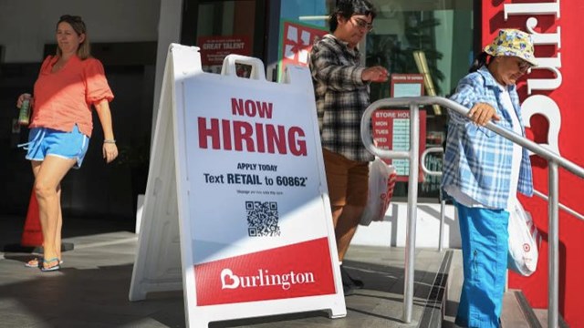 Mỹ có thêm 119.000 việc làm trong tháng 9, tỷ lệ thất nghiệp đã vọt lên mức 4,4%