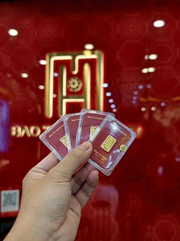 Sức h&uacute;t của BST Tứ Qu&yacute; Thịnh Vượng kh&ocirc;ng chỉ đến từ &yacute; nghĩa phong thủy m&agrave; c&ograve;n nằm ở ch&iacute;nh s&aacute;ch gi&aacute; v&ocirc; c&ugrave;ng đột ph&aacute;: SẢN PHẨM KH&Ocirc;NG T&Iacute;NH TIỀN C&Ocirc;NG. &nbsp;