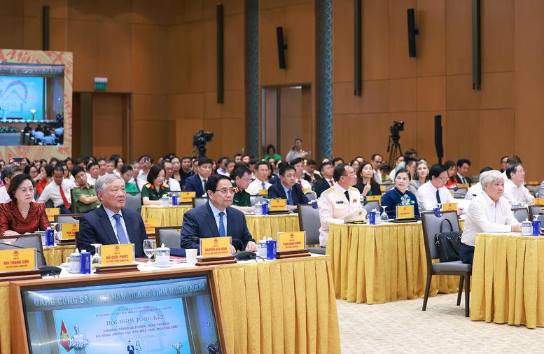 Thủ tướng Phạm Minh Chính và các đại biểu dự Hội nghị - Ảnh: VGP/Nhật Bắc Thủ tướng Phạm Minh Chính và các đại biểu dự Hội nghị - Ảnh: VGP/Nhật Bắc