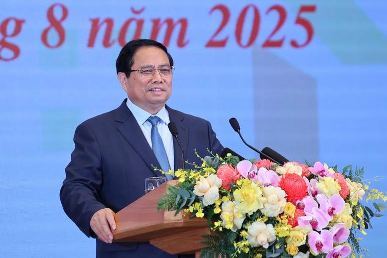 Thủ tướng yêu cầu tiếp tục tạo việc làm, sinh kế để các hộ dân lạc nghiệp - Ảnh: VGP/Nhật Bắc Thủ tướng yêu cầu tiếp tục tạo việc làm, sinh kế để các hộ dân "lạc nghiệp" - Ảnh: VGP/Nhật Bắc