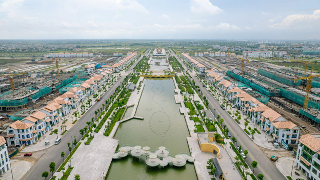 Hạ tầng đô thị đồng loạt tăng tốc tạo lực đẩy cho nhu cầu an cư. (Ảnh: Ánh Dương)  