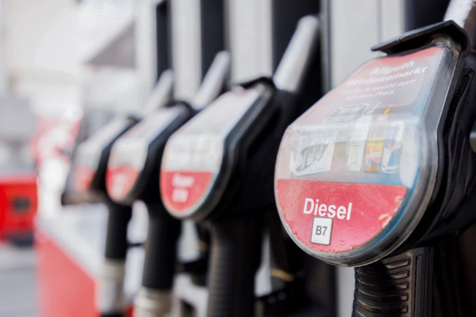 Cơn khủng hoảng diesel - Thông điệp ảm đạm tới kinh tế toàn cầu - Ảnh 1