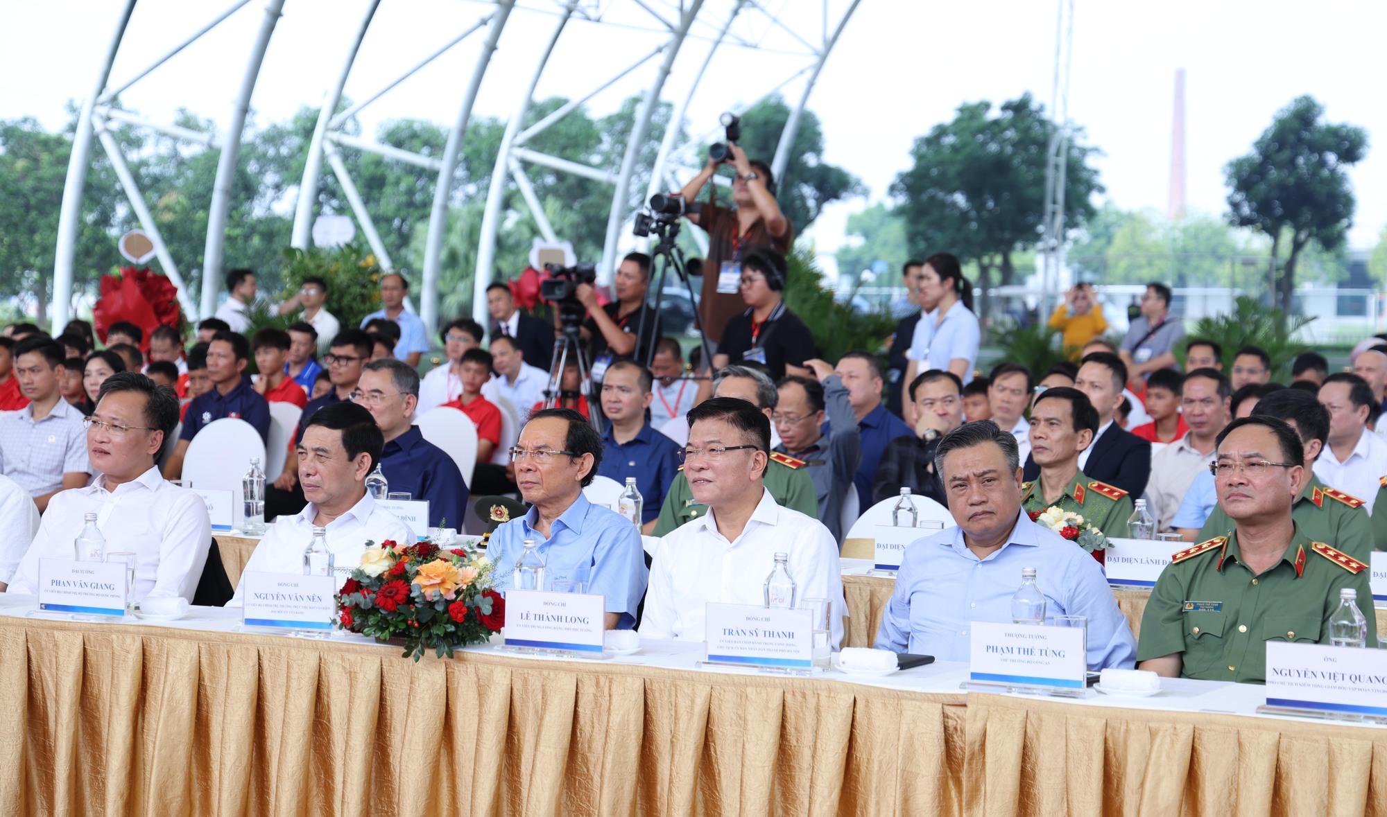 Các đại biểu dự buổi lễ - Ảnh VGP/Đức Tuân Các đại biểu dự buổi lễ - Ảnh VGP/Đức Tuân