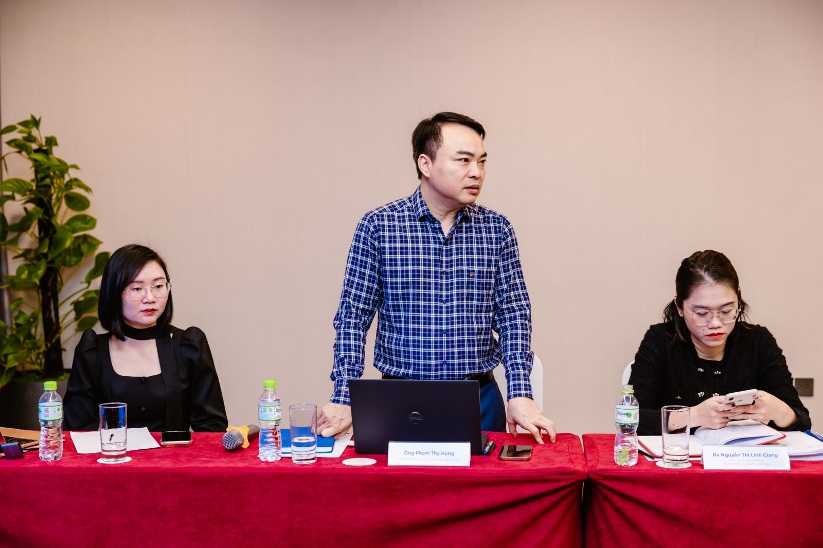 Ông Phạm Thy Hùng, Phó Cục trưởng Cục Quản lý Đấu thầu, Bộ Tài chính. Ảnh: VGP/Thanh Huyền.