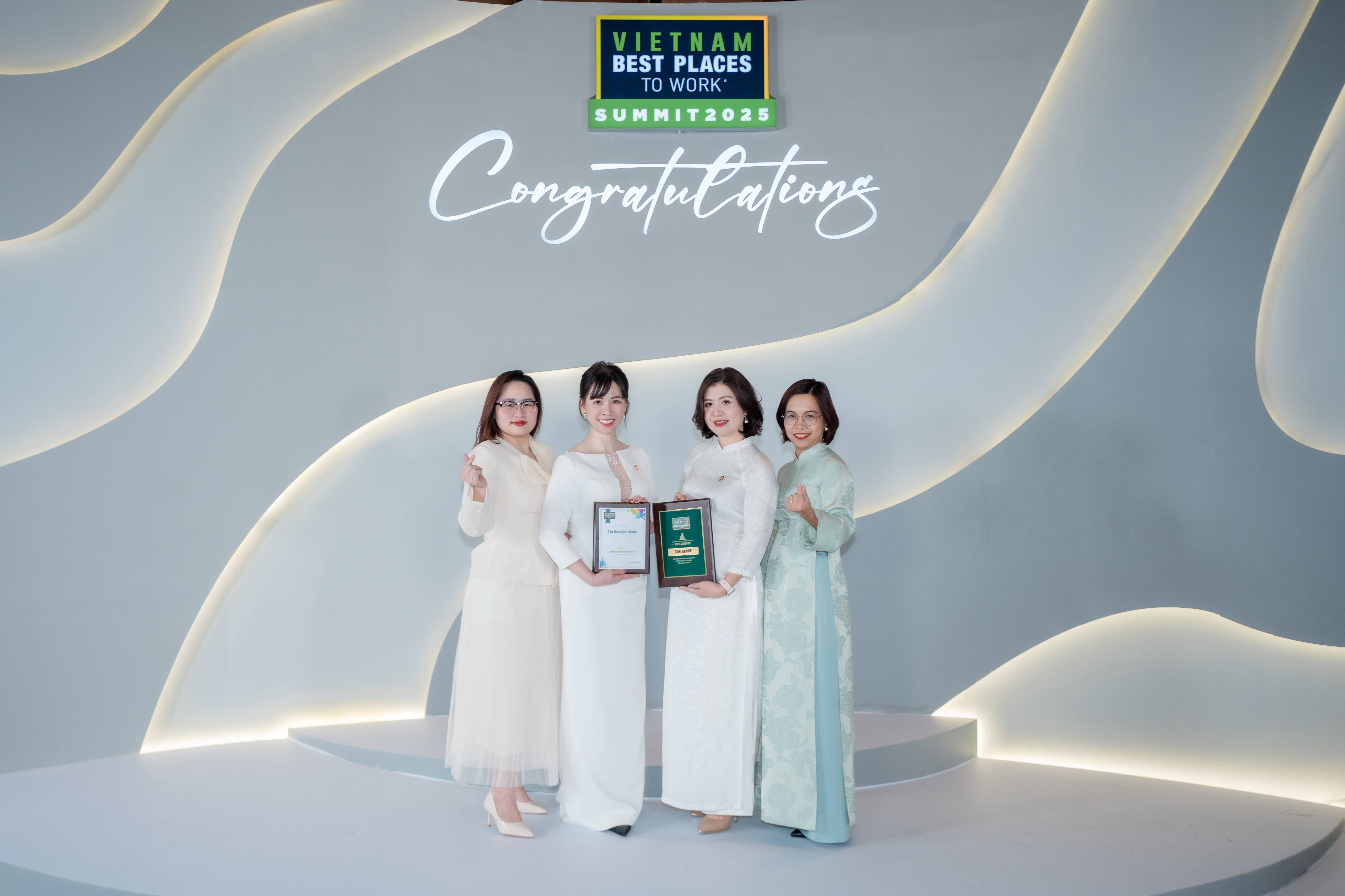 Sun Group lần thứ 6 liên tiếp được vinh danh trong “Top 100 nơi làm việc tốt nhất Việt Nam” 