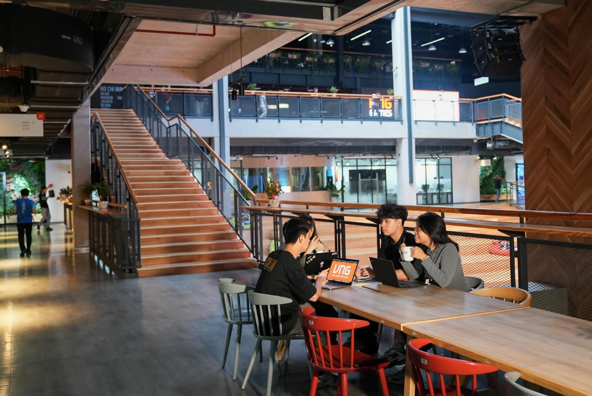 VNG dẫn đầu thương hiệu tuyển dụng ngành công nghệ: Chiến lược đầu tư con người và không gian làm việc - Ảnh 2
