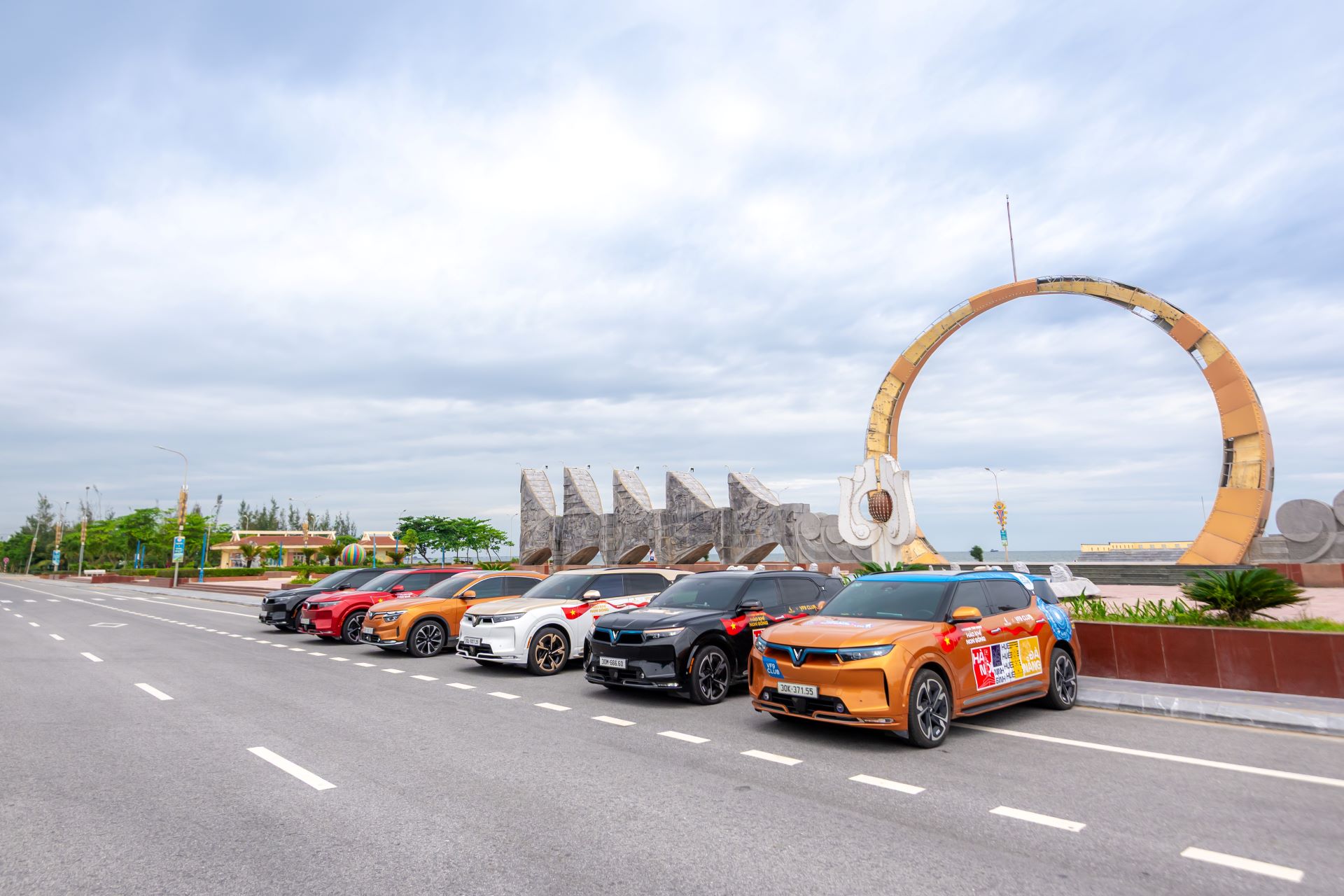 Doanh nhân Việt nói gì về VinFast VF 9? - Ảnh 2