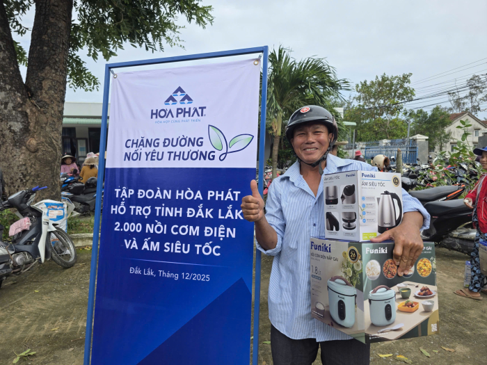 Sự sẻ chia kịp thời tới bà con vùng lũ  