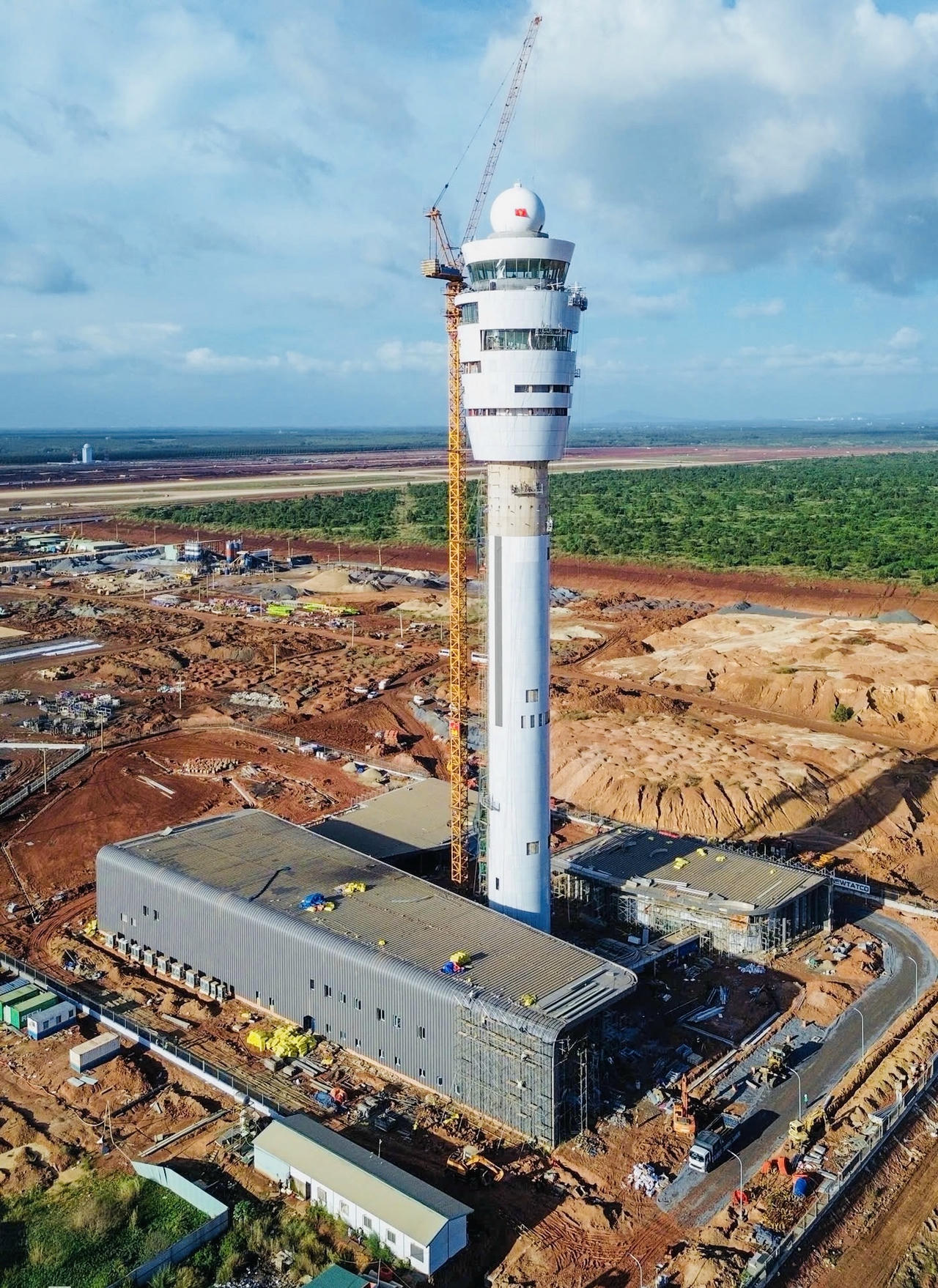 Đài kiểm soát không lưu sân bay Long Thành sẵn sàng trước ngày đón chuyến bay đầu tiên.