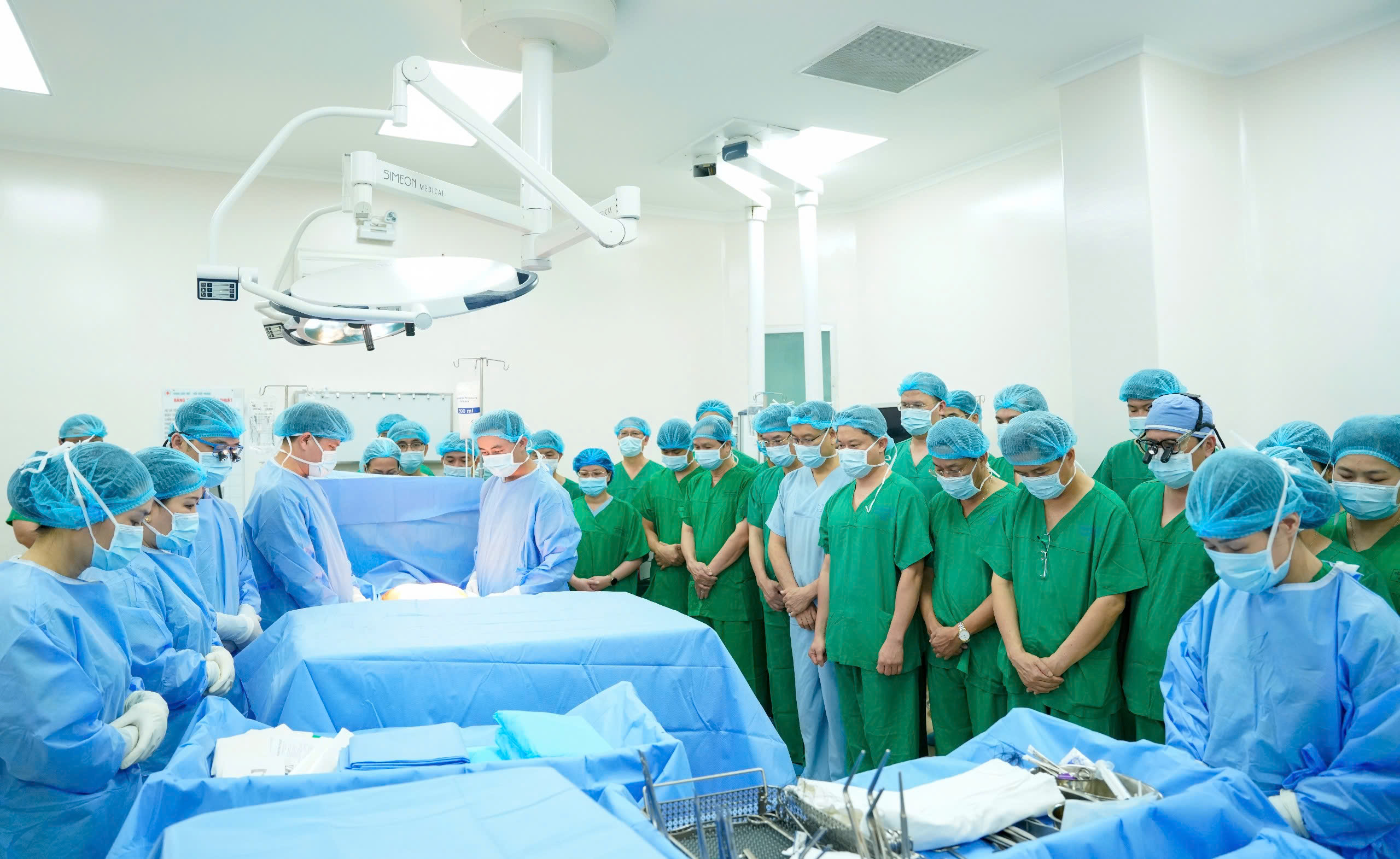 Bệnh viện tr&acirc;n trọng tri &acirc;n người hiến tạng v&agrave; gia đ&igrave;nh, từ nghĩa cử nh&acirc;n văn ấy, h&agrave;nh tr&igrave;nh g&igrave;n giữ v&agrave; nối d&agrave;i sự sống sẽ tiếp tục được lan tỏa.