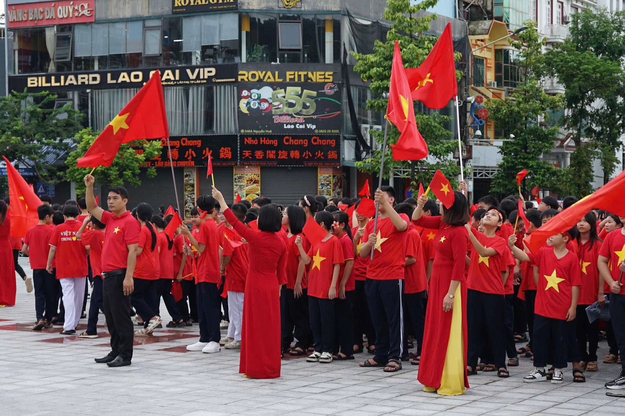 Trường THCS Ngô Văn Sở (phường Lào Cai): Hòa nhịp lịch sử, vững bước vào năm học mới - Ảnh 2 Trường THCS Ngô Văn Sở (phường Lào Cai): Hòa nhịp lịch sử, vững bước vào năm học mới - Ảnh 2