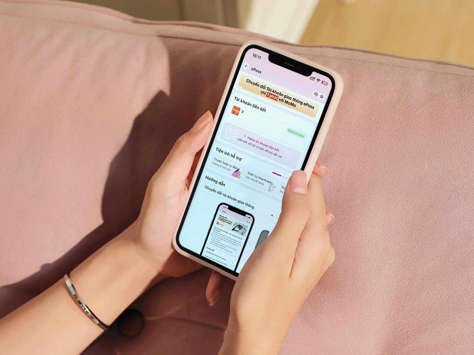 Mini-app ePass trên ứng dụng MoMo. Mini-app ePass trên ứng dụng MoMo.
